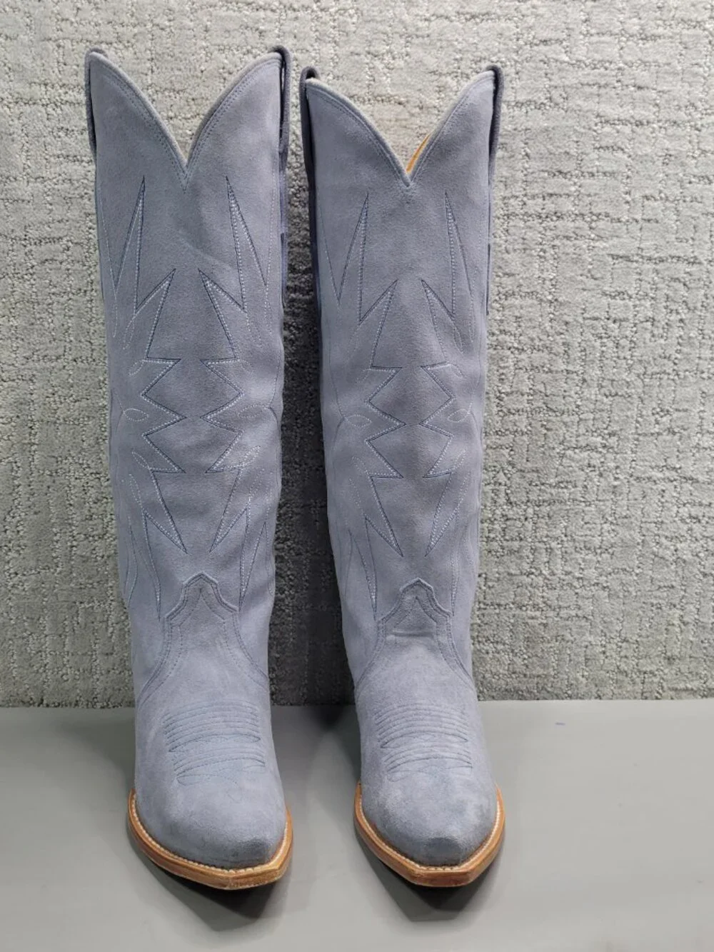 Tecovas The Loretta Women's Size US 8B Chambray Suede Cowgirl Boots.